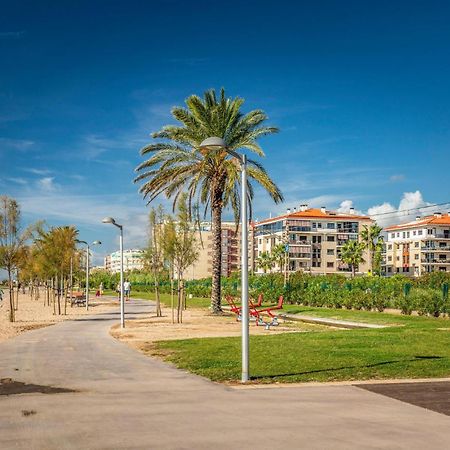 1 Bedroom Nice Apartment In Pineda De Mar Ngoại thất bức ảnh